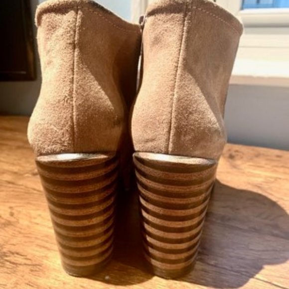 Hispanitas~ Womans Brown Leather Ankle boots - Picture 7 of 7